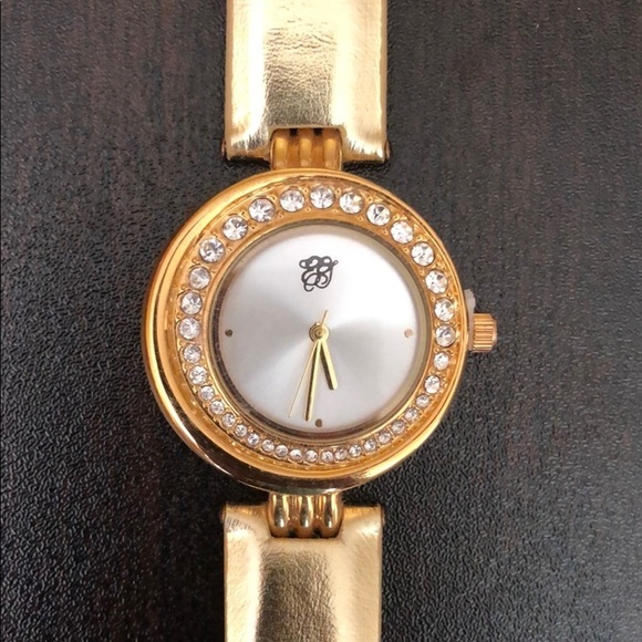 New Women’s Watch Gold Toned with Bling - Picture 1 of 8